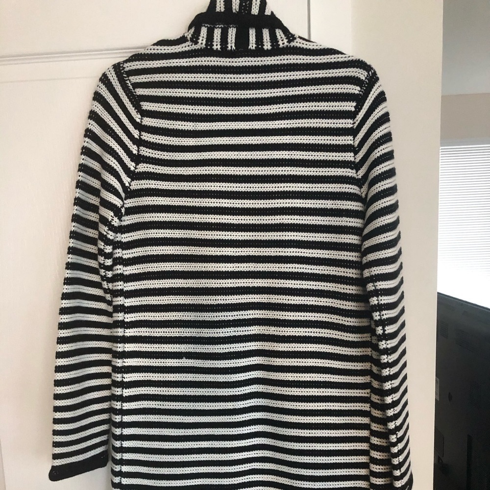Dynamite Knit long line blazer -Black and White stripe NWOT -Sz Sm-Chic! 🖤 - Picture 9 of 11